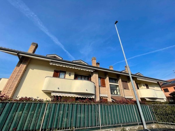 appartamento in vendita a Busnago