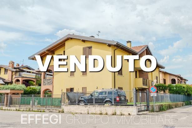 appartamento in vendita a Busnago