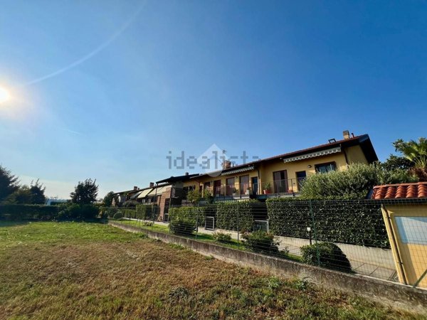 appartamento in vendita a Busnago