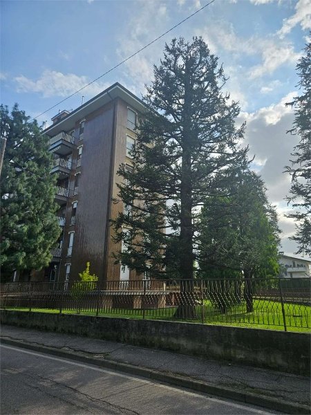 appartamento in vendita a Busnago