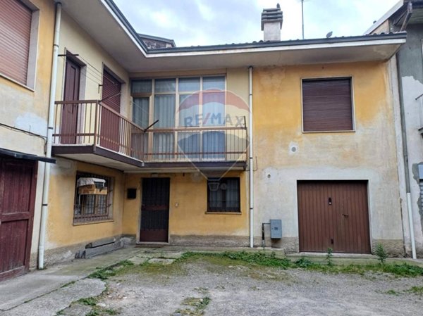 casa indipendente in vendita a Busnago