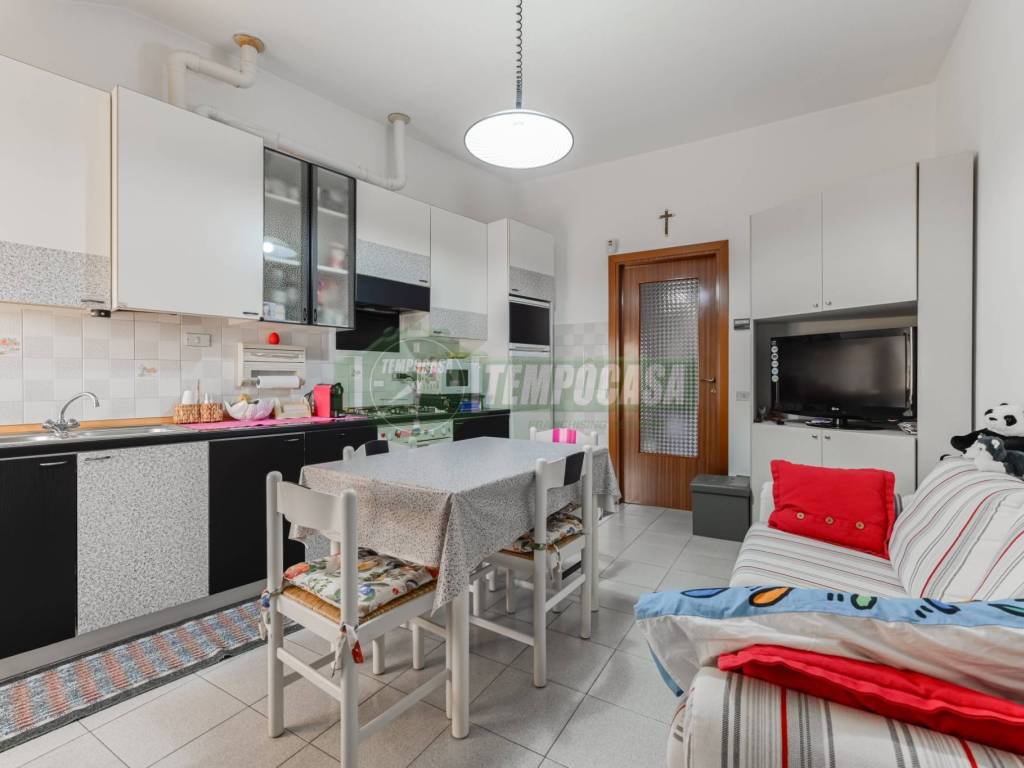 appartamento in vendita a Busnago