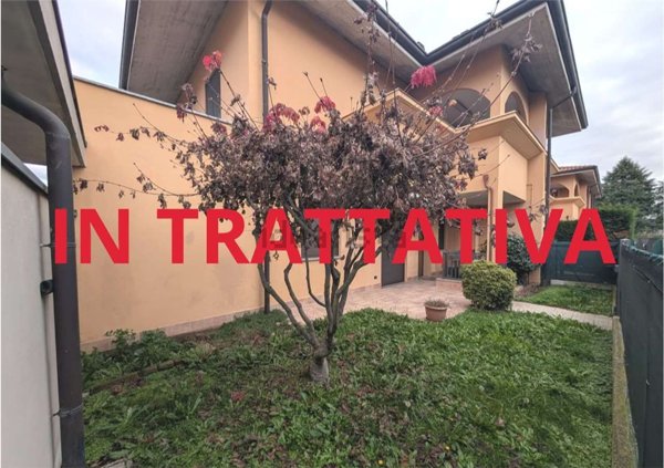 appartamento in vendita a Busnago