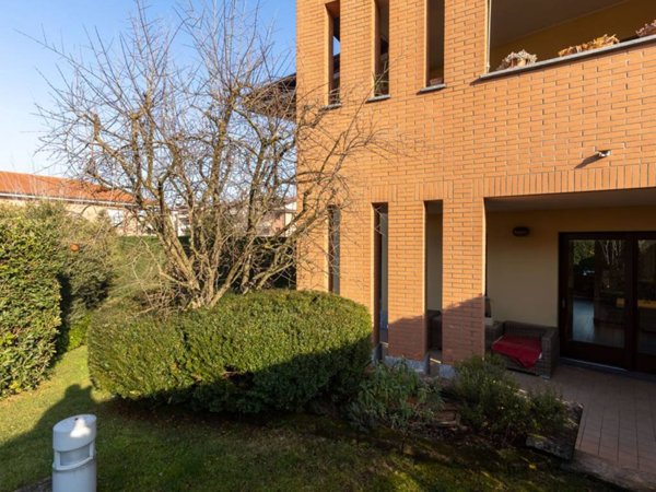 appartamento in vendita a Busnago