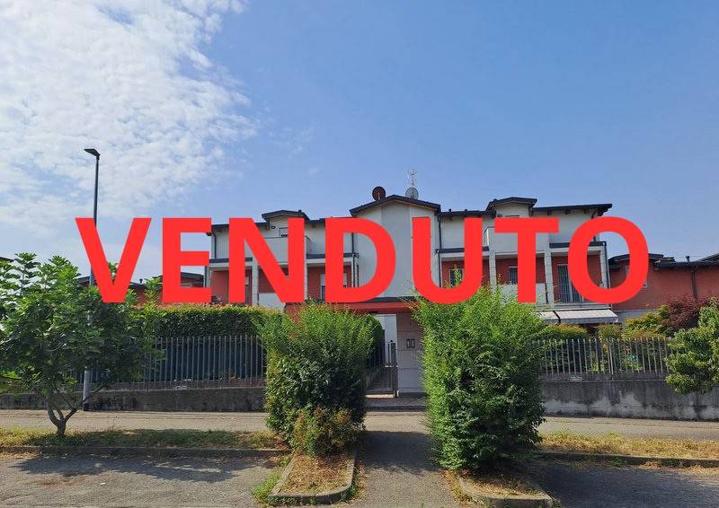 appartamento in vendita a Busnago