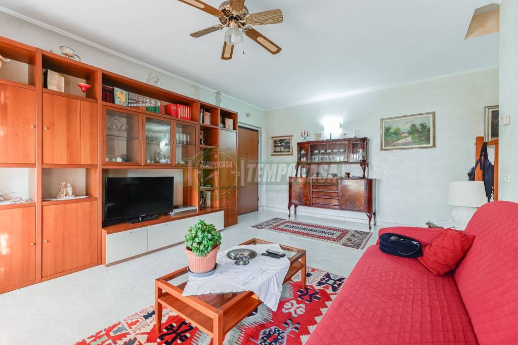 appartamento in vendita a Busnago