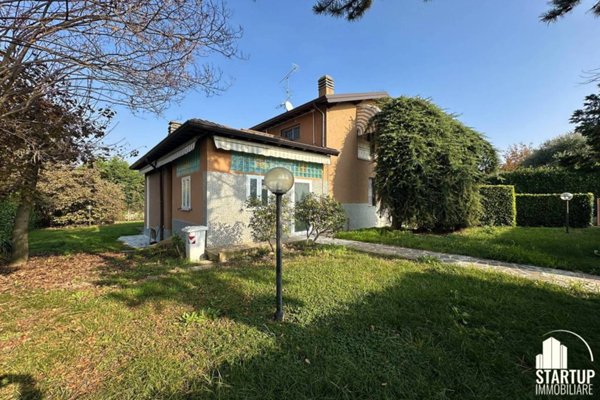 casa indipendente in vendita a Busnago