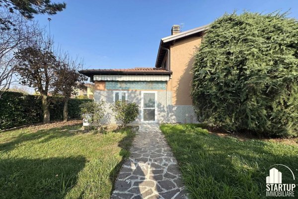 casa indipendente in vendita a Busnago