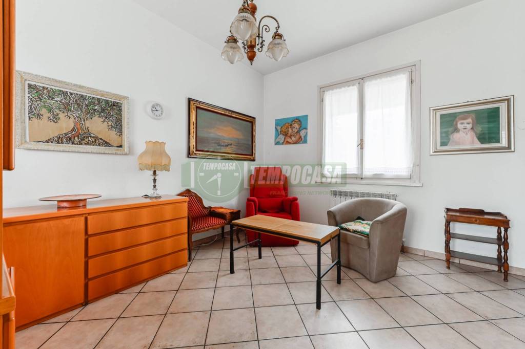 casa indipendente in vendita a Busnago