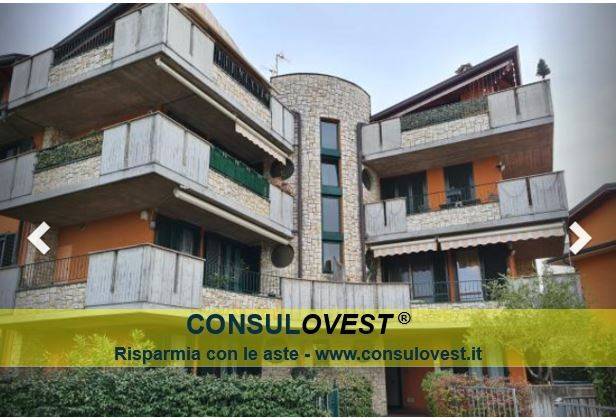 appartamento in vendita a Busnago
