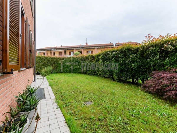 appartamento in vendita a Busnago