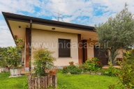 casa indipendente in vendita a Busnago