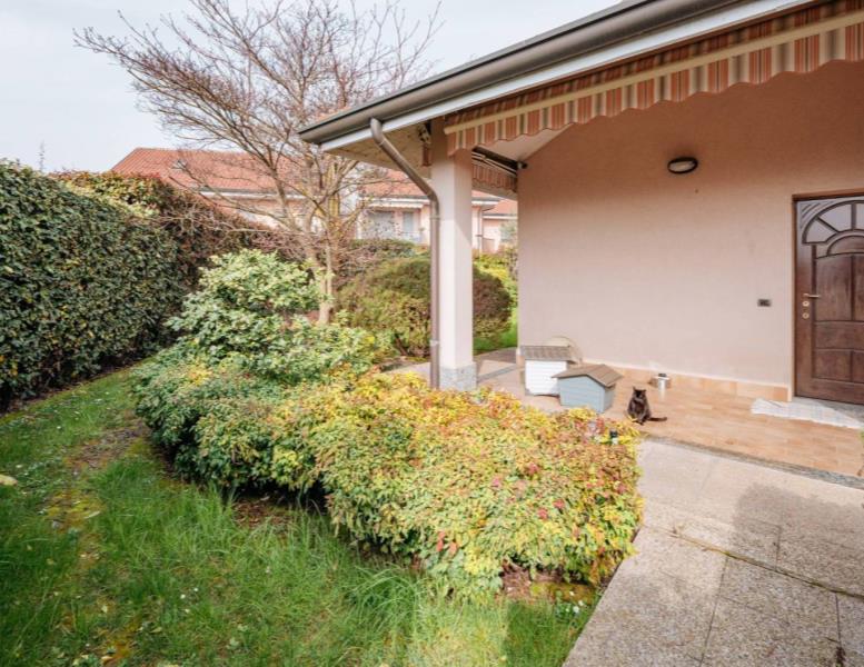 casa indipendente in vendita a Busnago