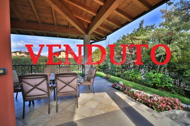 casa indipendente in vendita a Busnago