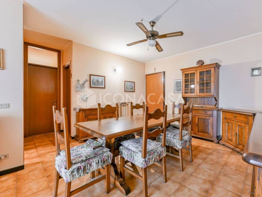 appartamento in vendita a Busnago