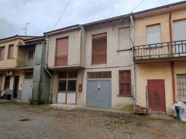 appartamento in vendita a Busnago