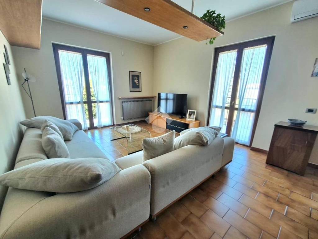 appartamento in vendita a Busnago