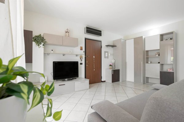appartamento in vendita a Busnago