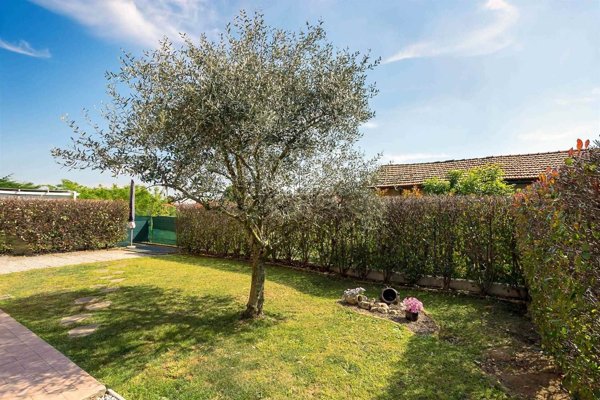 appartamento in vendita a Busnago