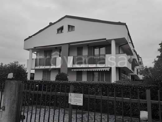 appartamento in vendita a Busnago