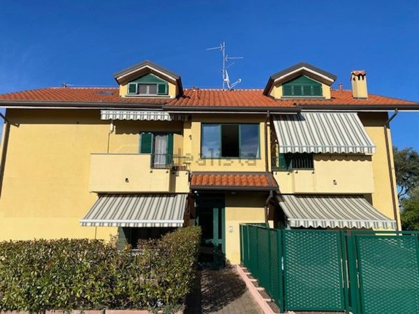 appartamento in vendita a Busnago