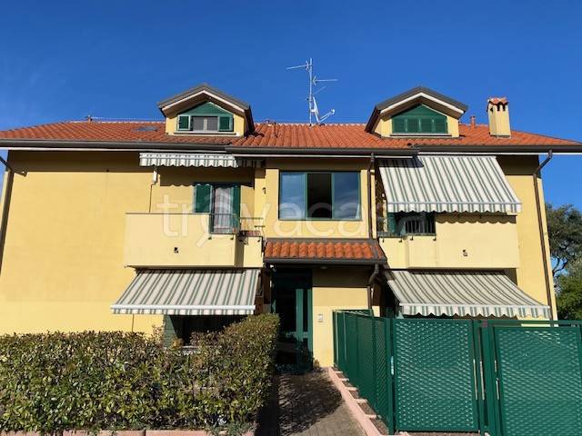appartamento in vendita a Busnago