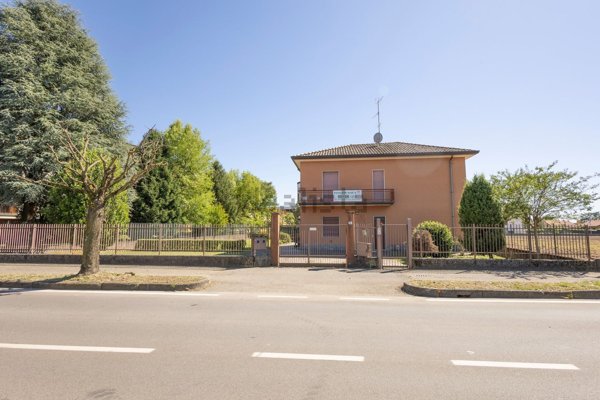 casa indipendente in vendita a Busnago