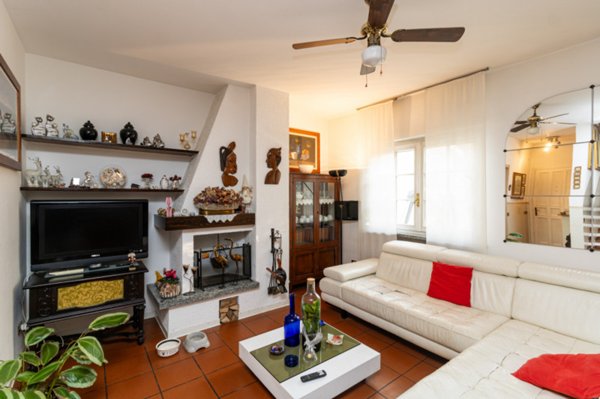 casa indipendente in vendita a Busnago