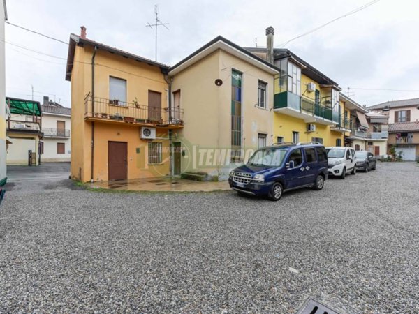 appartamento in vendita a Busnago