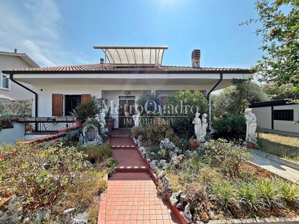 casa indipendente in vendita a Busnago
