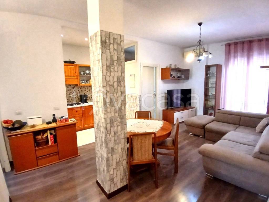 appartamento in vendita a Caponago
