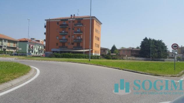 trivano in vendita a Caponago