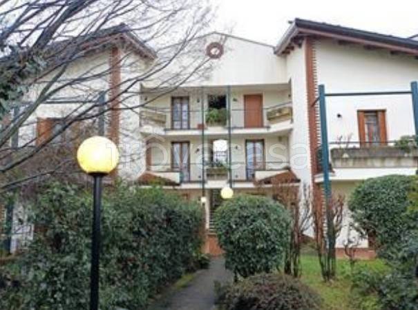appartamento in vendita a Caponago