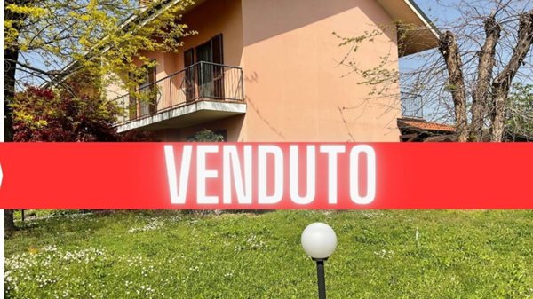 casa indipendente in vendita a Caponago