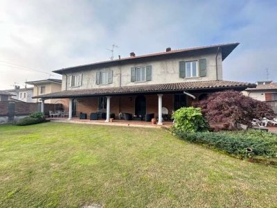 casa indipendente in vendita a Caponago