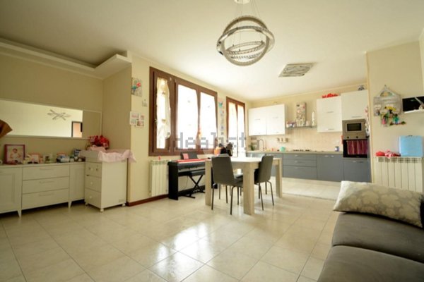 appartamento in vendita a Caponago