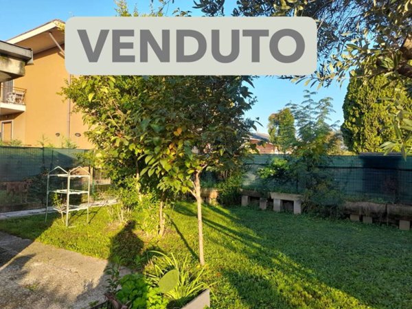 appartamento in vendita a Caponago