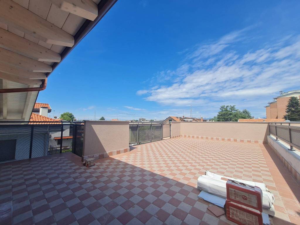 appartamento in vendita a Caponago