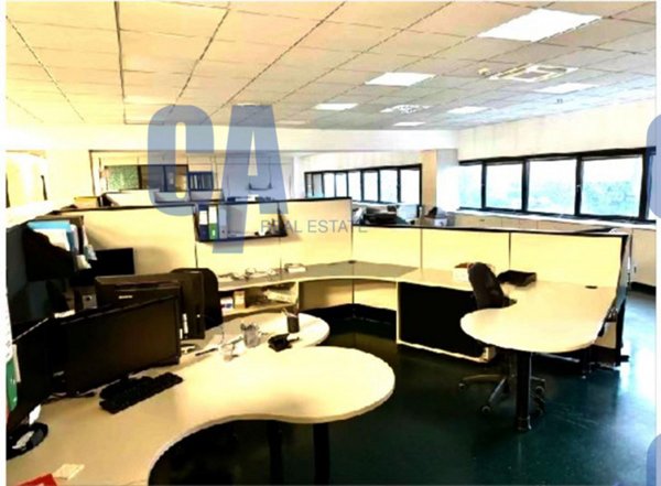 capannone in vendita a Caponago