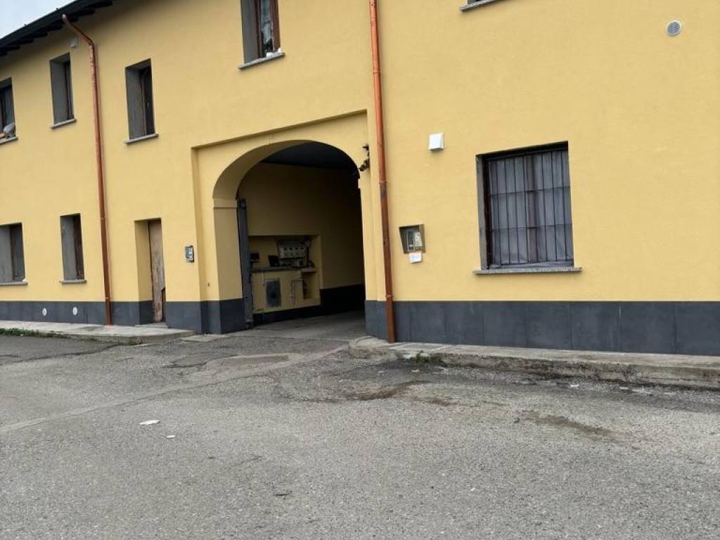 casa indipendente in vendita a Caponago