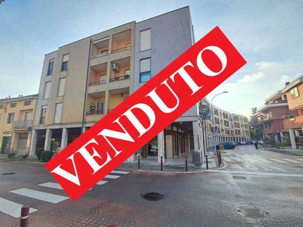 appartamento in vendita a Caponago