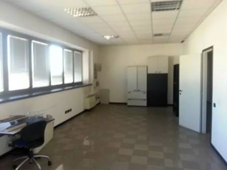 ufficio in vendita a Caponago