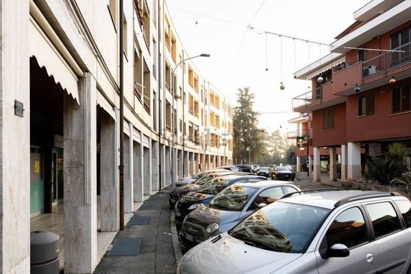 ufficio in vendita a Caponago