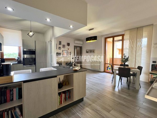 appartamento in vendita a Caponago