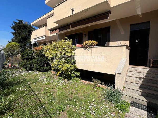 casa indipendente in vendita a Caponago