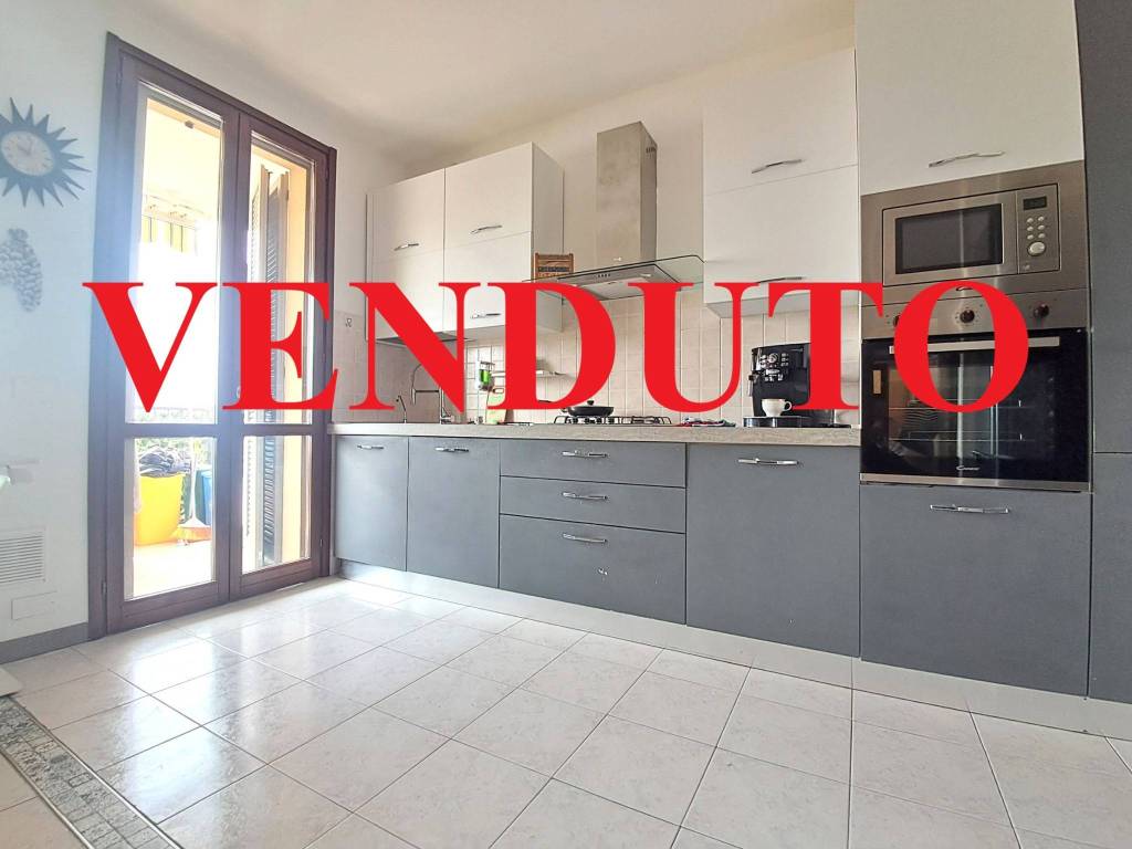 appartamento in vendita a Caponago