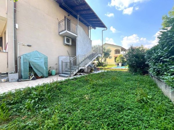 appartamento in vendita a Caponago