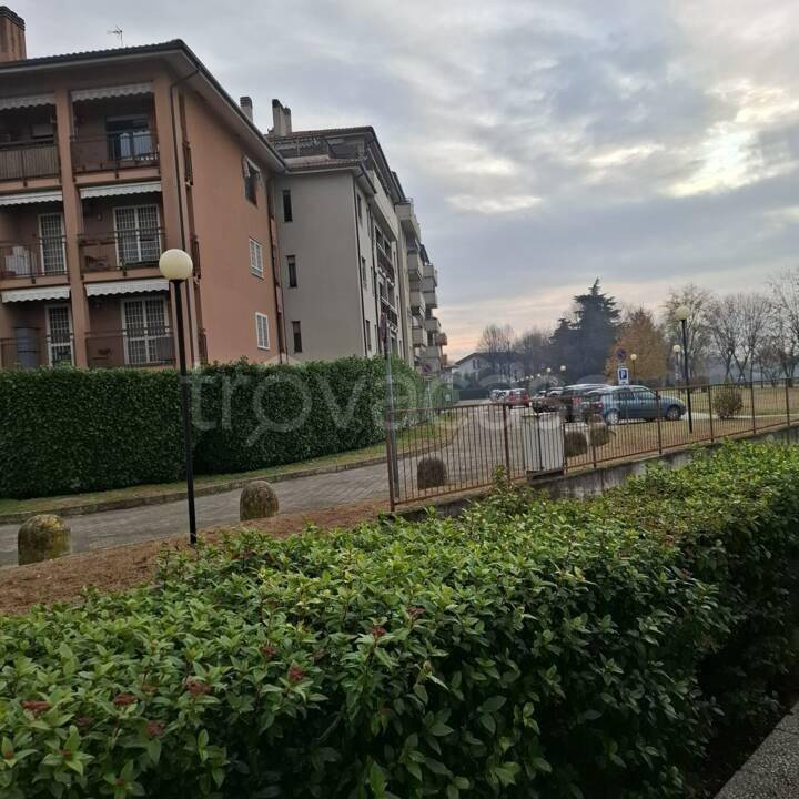 appartamento in vendita a Caponago