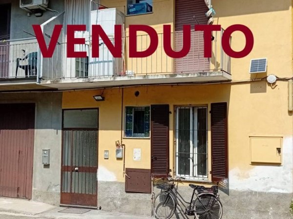 appartamento in vendita a Cornate d'Adda in zona Colnago