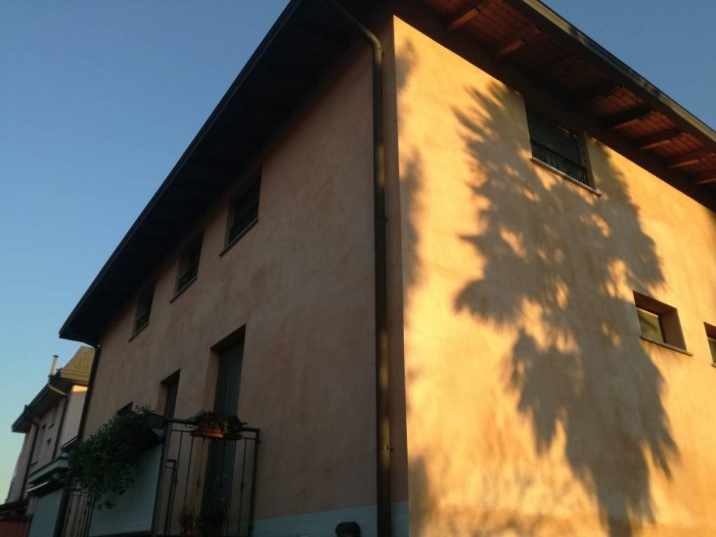 appartamento in vendita a Cornate d'Adda